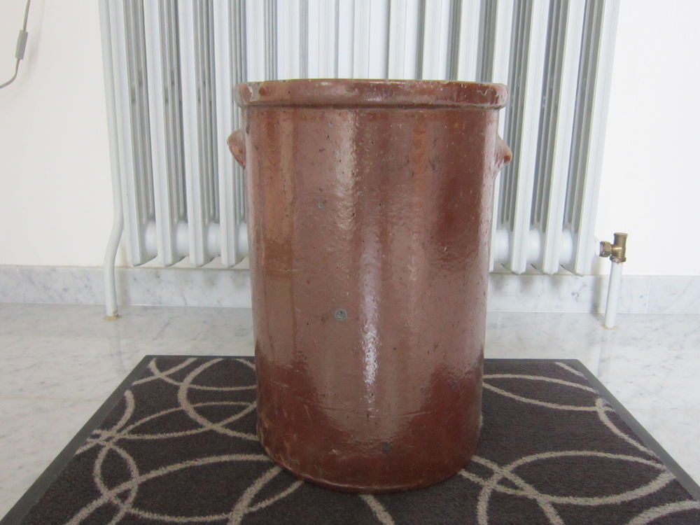 Pot en gr&egrave;s Décoration