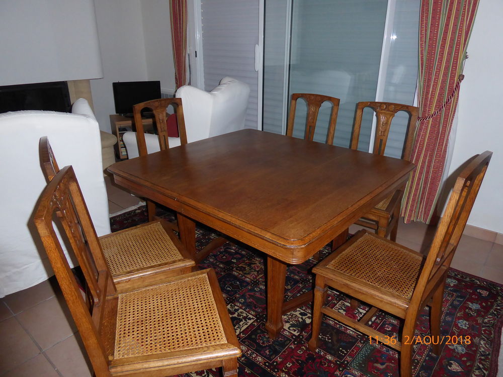 Table+chaises Meubles