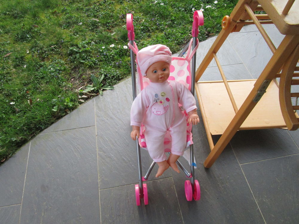 CHAISE HAUTE BEBE+POUSSETTE+BAIGNEUR Puériculture