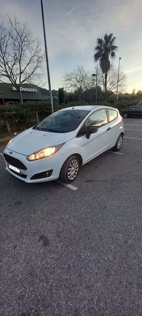 Ford Fiesta FIESTA AFFAIRES 1.5 TDCI 75 AMBIENTE 2016 occasion Tarascon-sur-Ari&egrave;ge 09400
