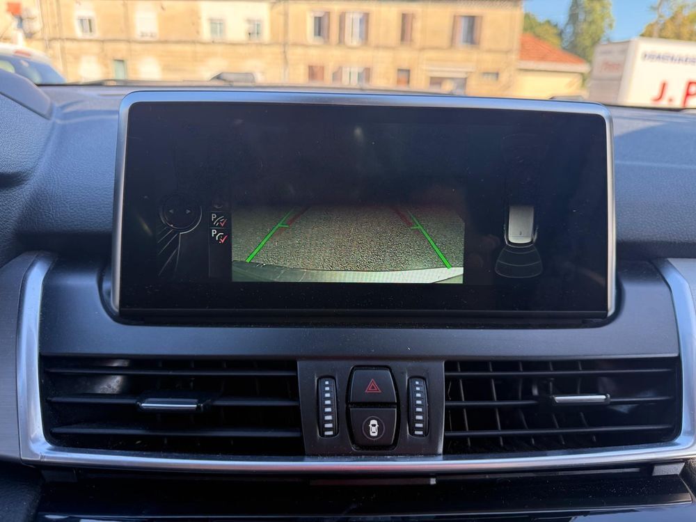 Serie 2 Active Tourer 218d 150 ch Luxury A 2014 occasion 33450 Montussan