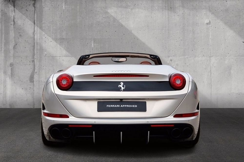 California T V8 4.0 560ch 2016 occasion 69007 Lyon