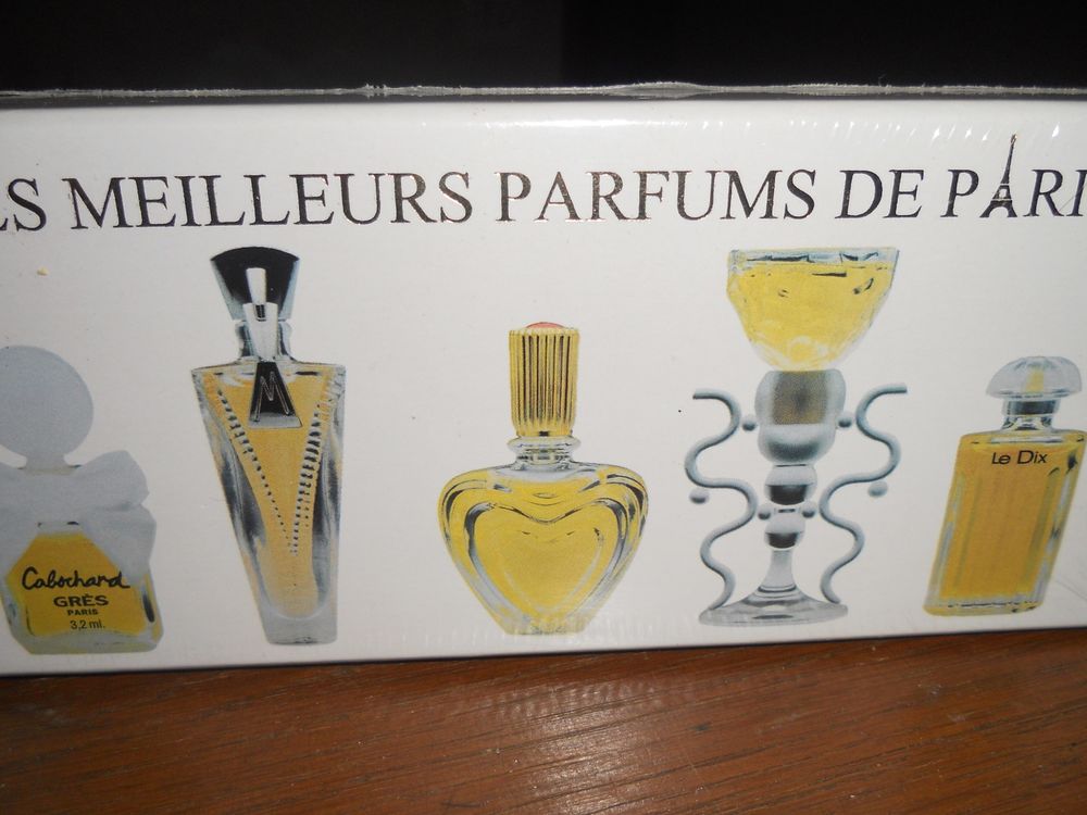 Lot 8 coffrets miniatures parfums &amp; autres... 