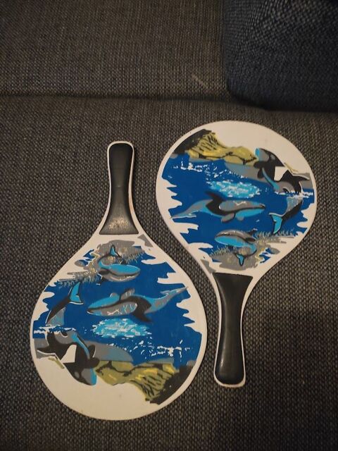 L. B. C. (140) - Raquettes de plage 1 Paris 13 (75)