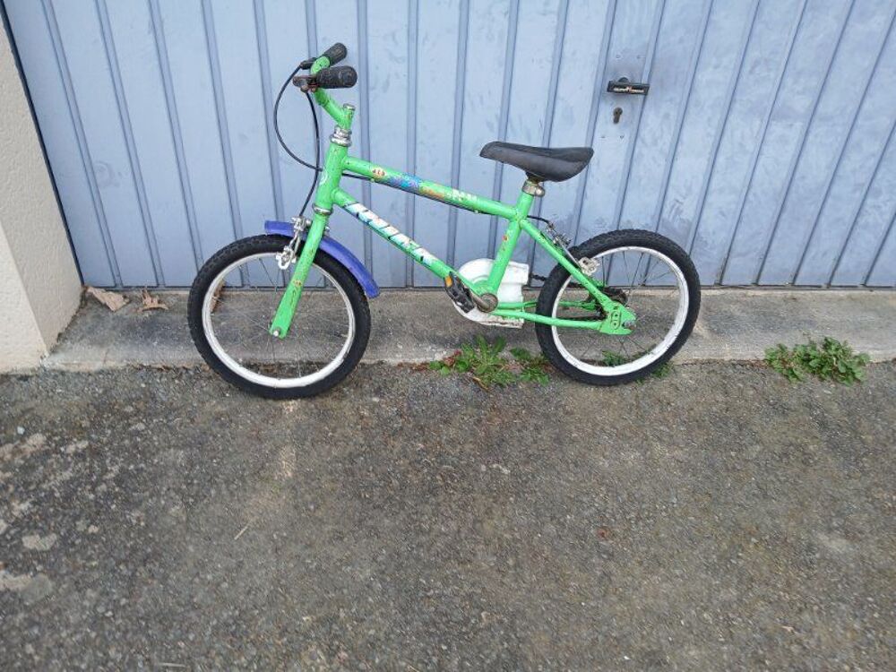 V&eacute;lo enfant 14&quot; r&eacute;vis&eacute;. Vlos
