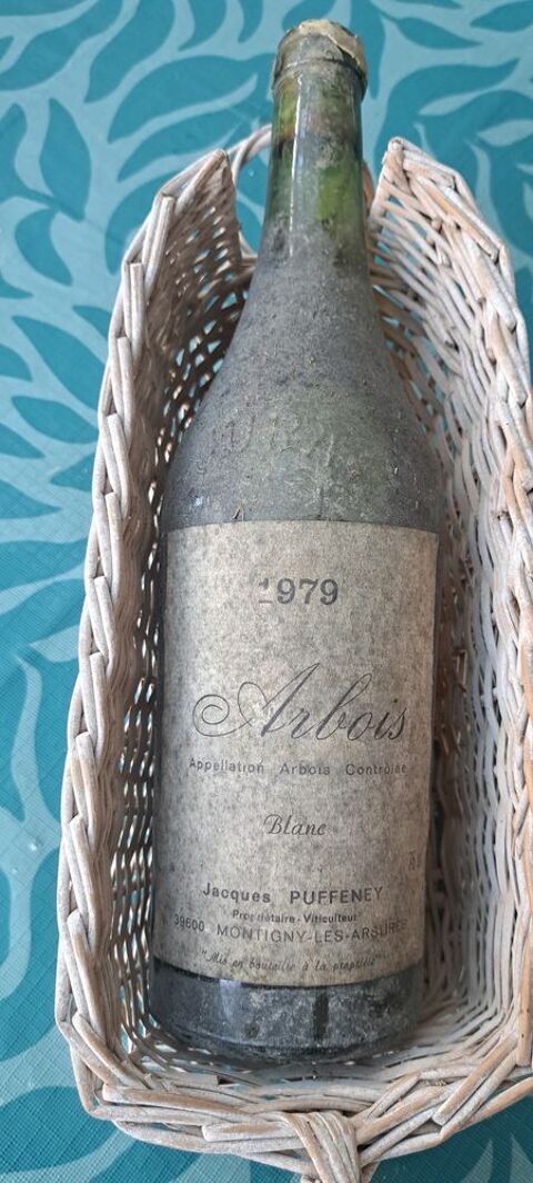 Bouteille d'ARBOIS BLANC 1979 Jacques Puffeney 120 La Fert (39)