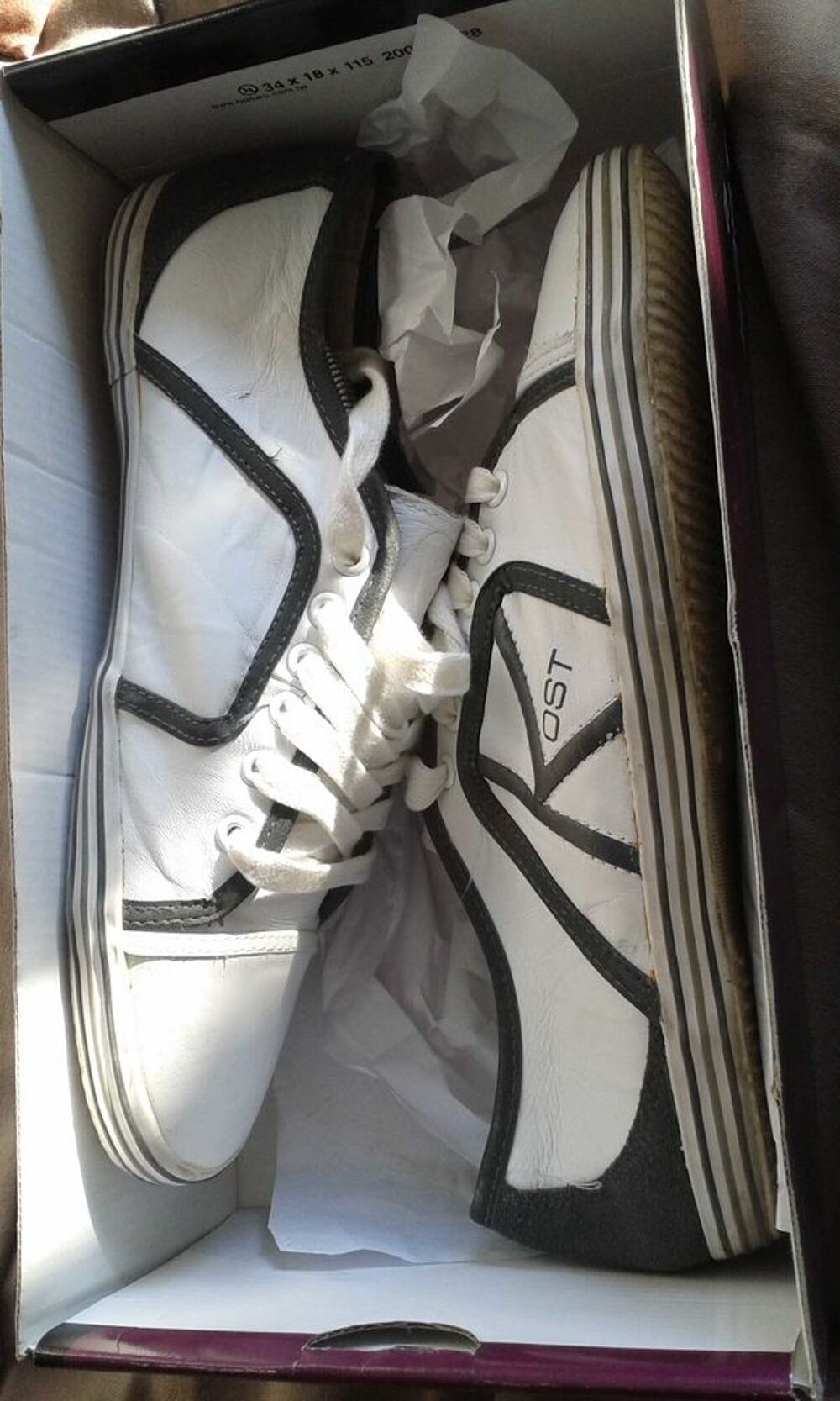 Sneakers marque KOST blanc/gris taille 40/41 Chaussures