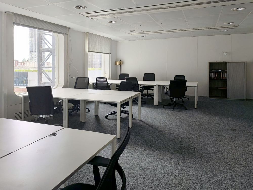   Louez un grand espace de bureau pour 50 personnes à LA DÉFENSE, Tour Ariane Puteaux Puteaux