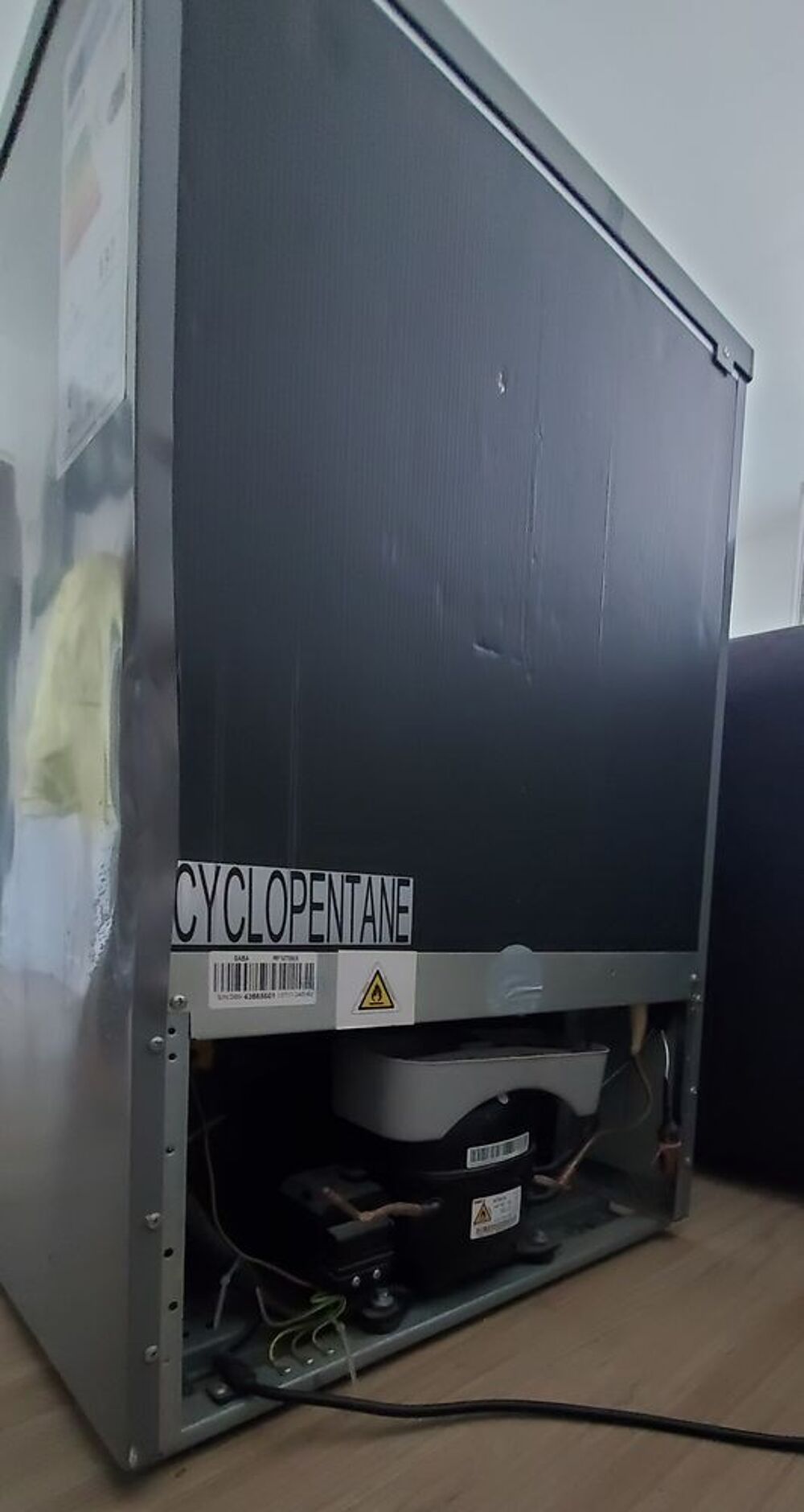 Petit Frigo + Freezer Electroménager