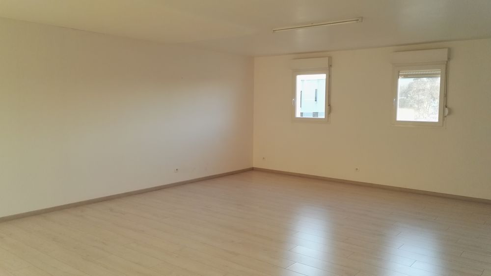 Location Autre Particulier locaux modulables ? Roquebrune-sur-Argens Roquebrune-sur-argens