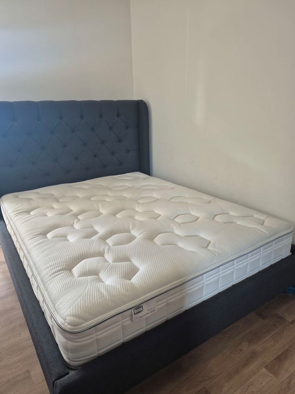 Matelas Hybride Ressorts Simmons 160*200 laine d'Alpaga Meubles