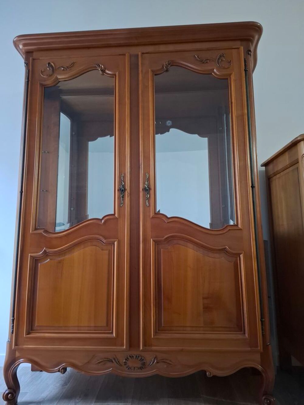 Vitrine en bois massif Meubles