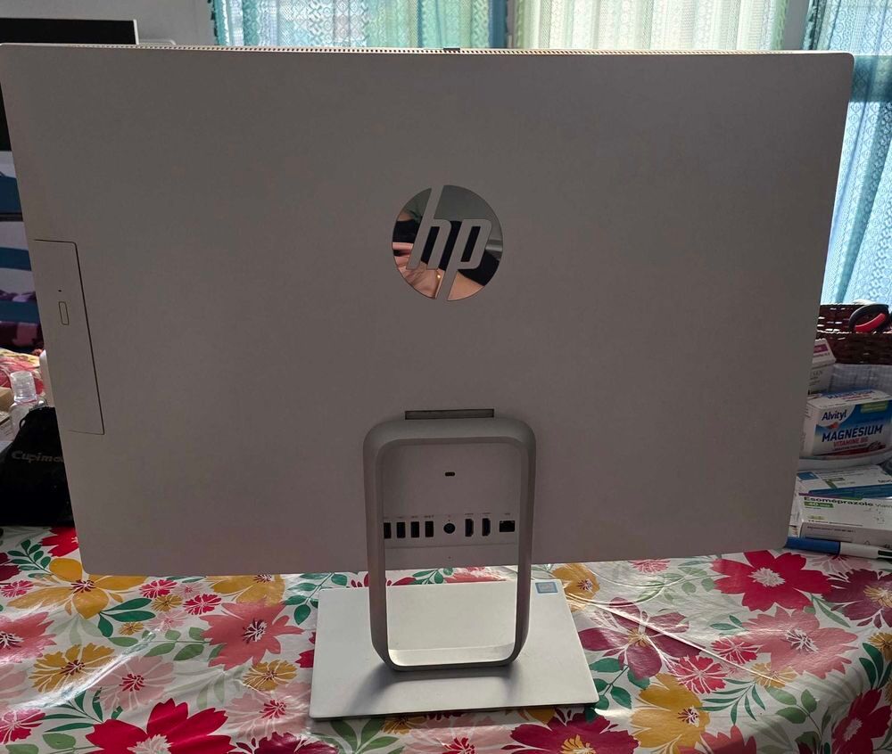 Ordinateur HP AIO 24 " Matériel informatique