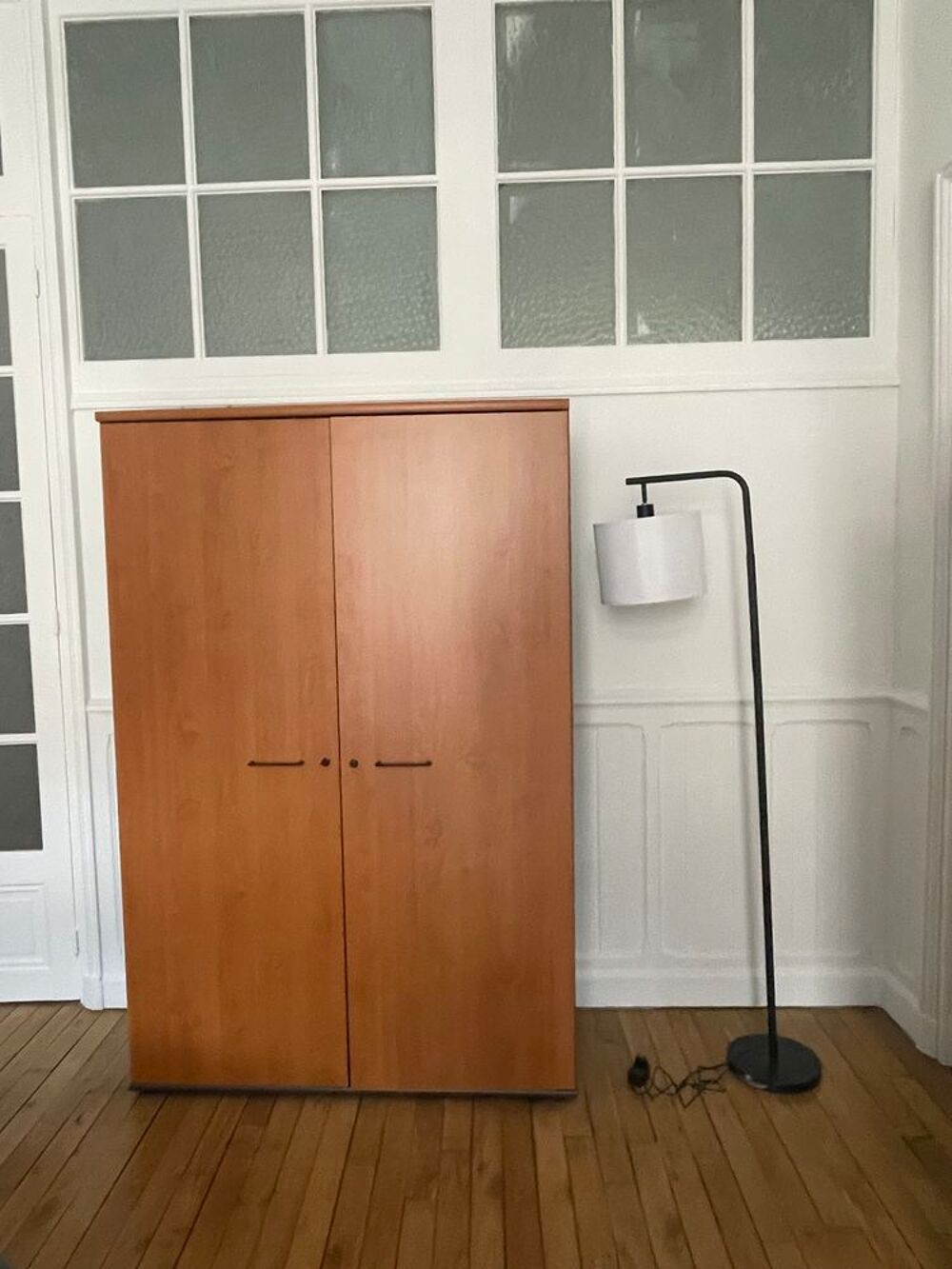 Mobilier de bureau complet quasiment neuf Meubles