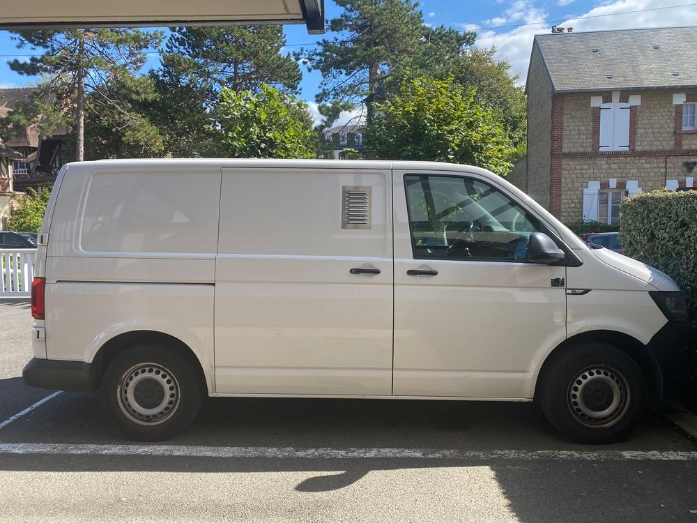 Transporter TRANSPORTER 6.1 PROCAB L1 2.0 TDI 110 BVM5 BUSINESS 2016 occasion 27120 Pacy-sur-Eure