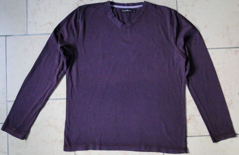 AVANT PREMIERE - Sweat homme (L) - Trs bon tat
5 Foncine-le-Haut (39)