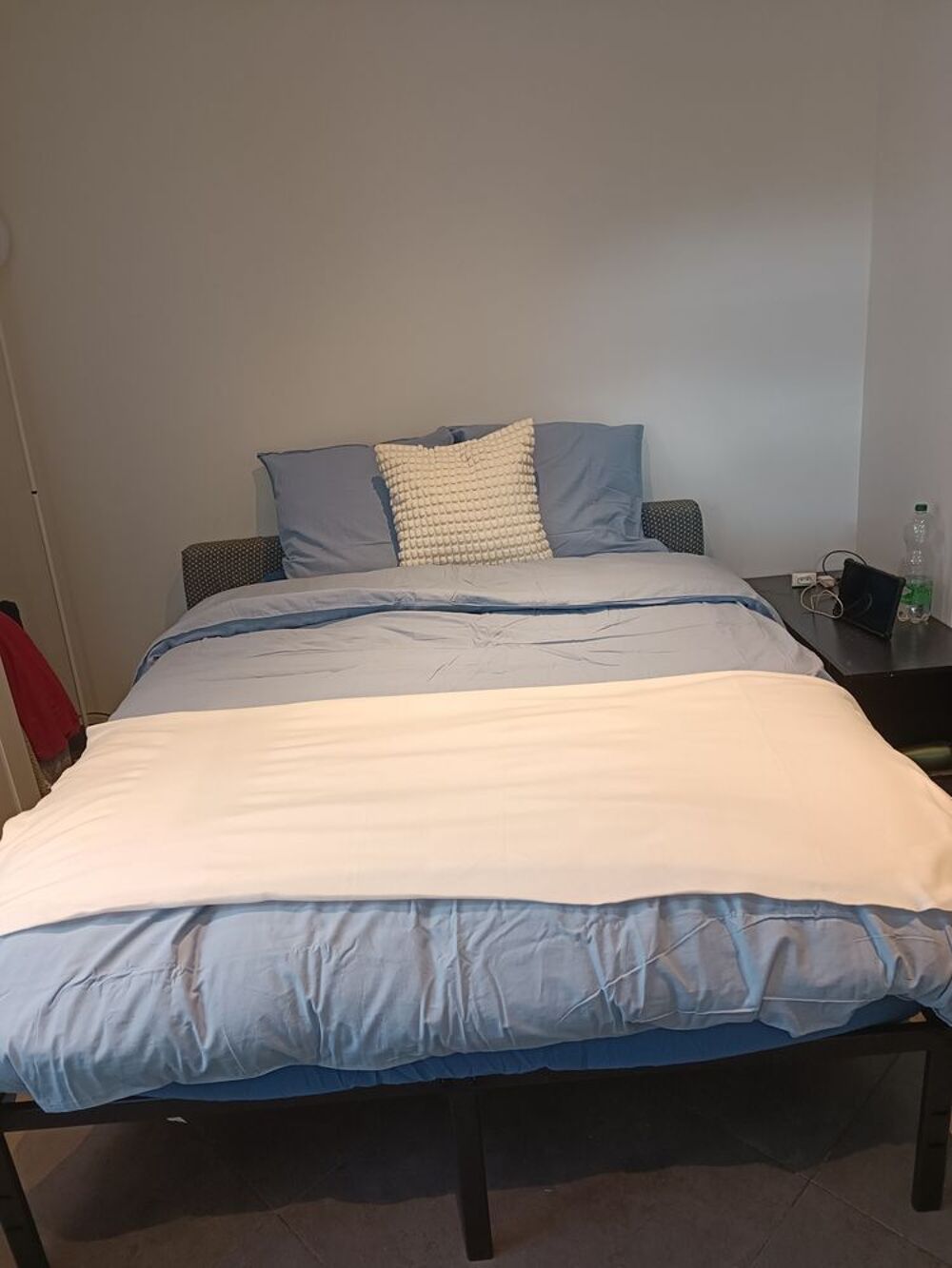 LIT double 140x190 Matelas ressorts+Mousse+Sommier &eacute;tat neuf Meubles