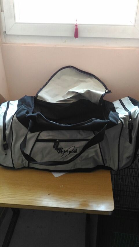 Sac  Whirlpool  gris/noir 10 Saint-Brs (30)