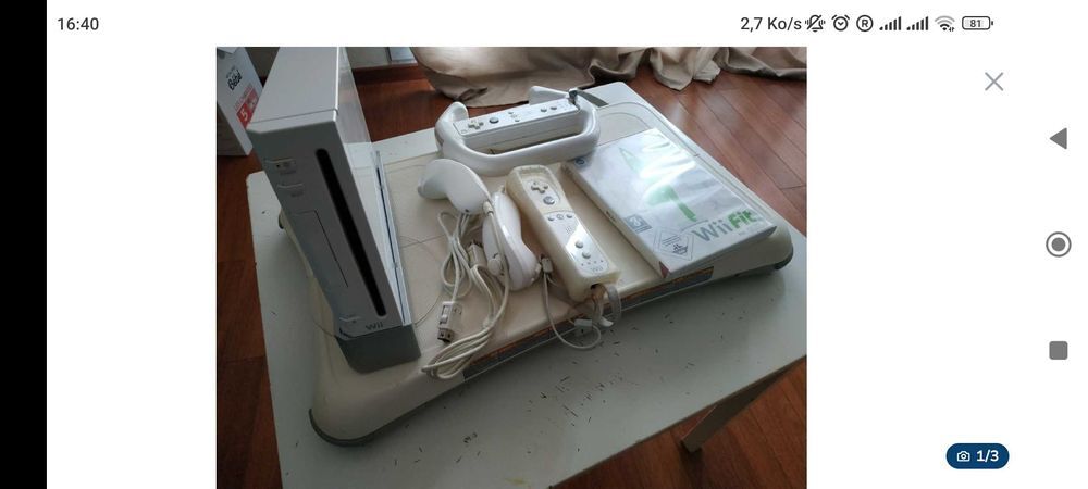 Wii avec accessoires Consoles et jeux vidéos
