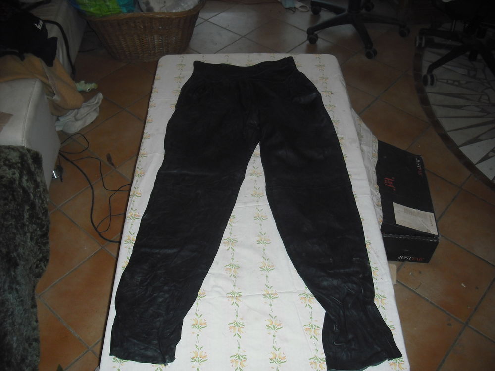 pantalon cuir V�tements