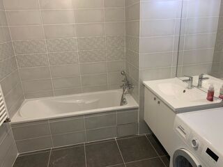  Appartement à louer 3 pièces 61 m² Ferney-voltaire