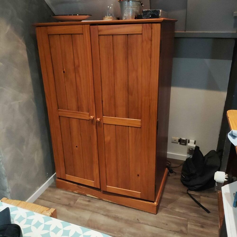 Armoire Informatique 2 Portes. Meubles