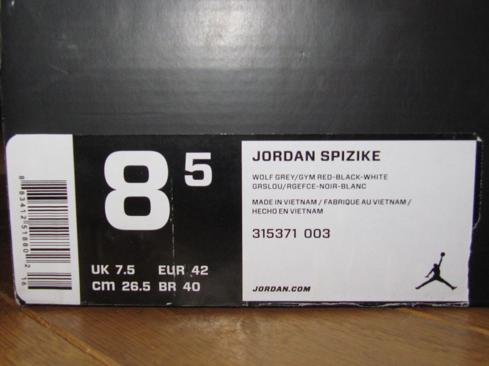 JORDAN SPIKIZE WOLF GREY / GYM RED-BLACK-WHITE Chaussures