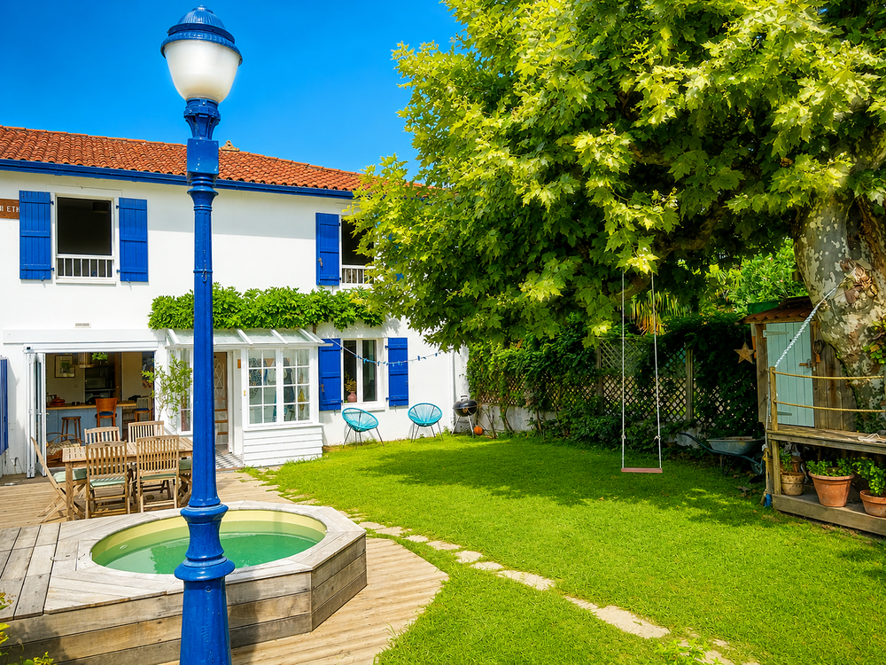 Vente Maison Maison familiale avec jardin et piscine à 300m de Biarritz Arcangues