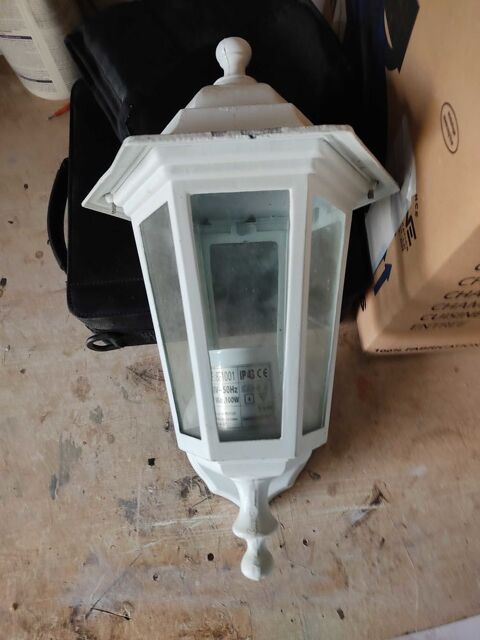 applique murale ext�rieur 10 La M�le (83)