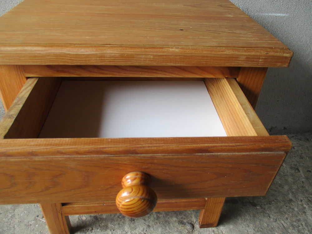 Table de nuit Meubles