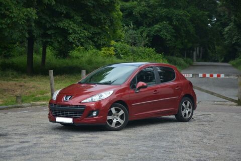 Peugeot 207 1.6 HDi 112ch FAP F&eacute;line