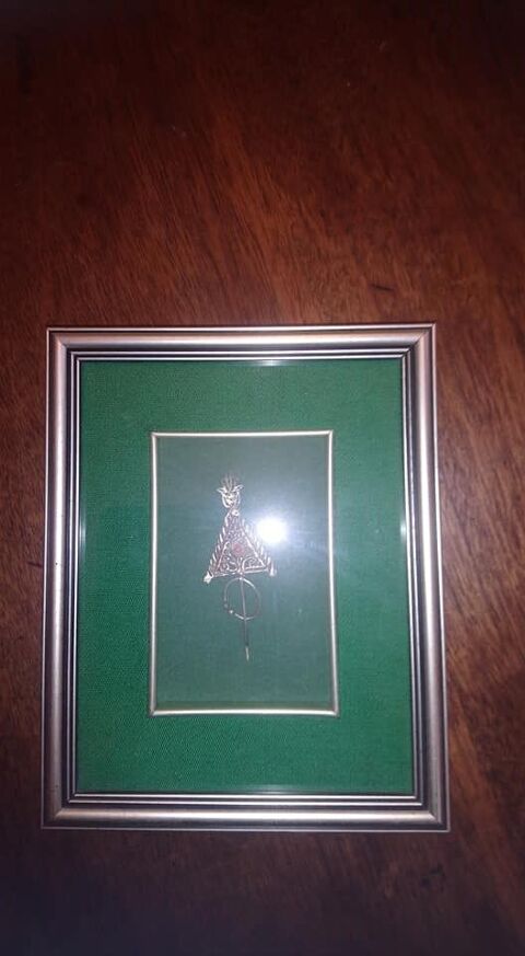 Cadre feutre vert main de Fatima. 1 Aix-les-Bains (73)