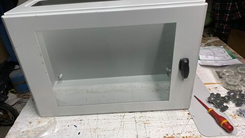 coffret �lectrique scheneder neuf 70 Bagnols-sur-C�ze (30)