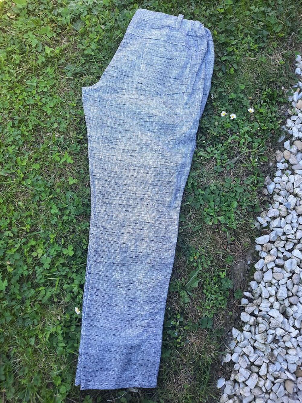 Pantalon noir et blanc Vêtements