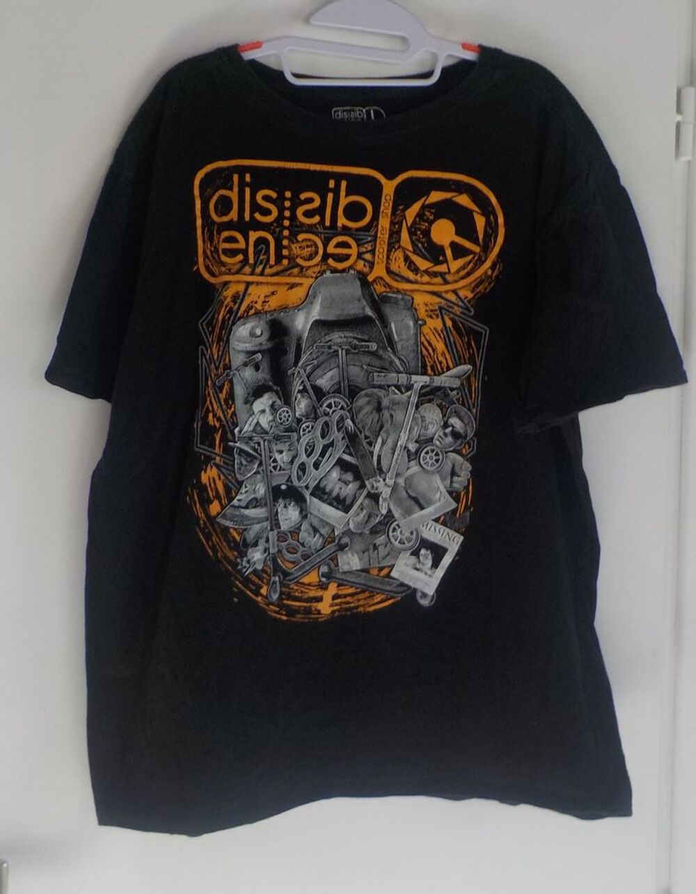 TSHIRT DIS EN NOIR + DESSINS DEVANT TAILLE L Vêtements