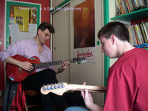   COURS DE GUITARE Particulier Physique ou visio Val d'Oise 