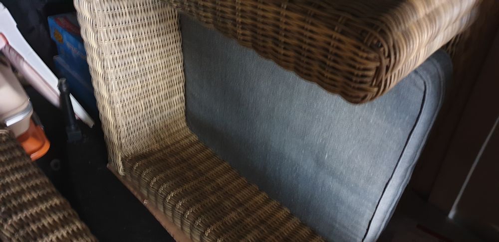 Fauteuil de jardin en r&eacute;sine tress&eacute;e et tissu coton Jardin