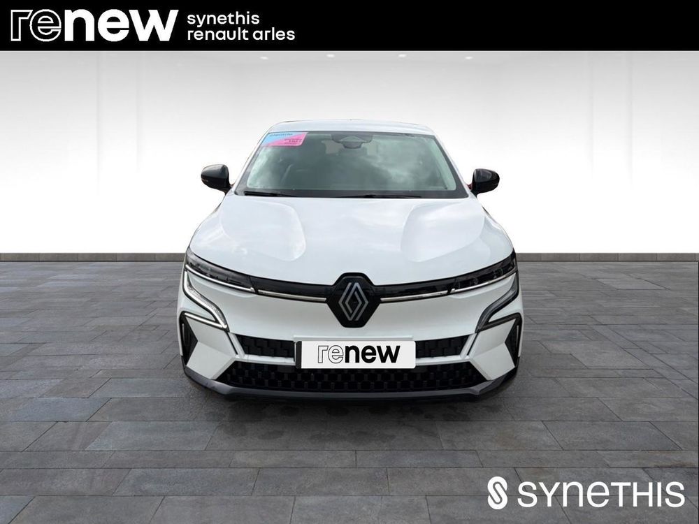 M&eacute;gane Megane E-Tech EV40 130ch standard charge Equilibre 2023 occasion 13200 Arles