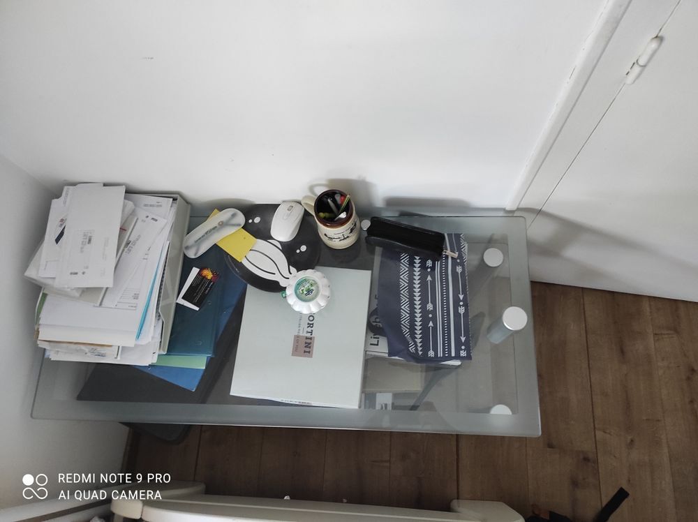 Table basse en vitre Meubles