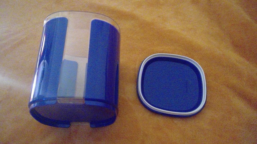 BOITE VITRINE BLEU TUPPERWARE
1,5 L
Cuisine