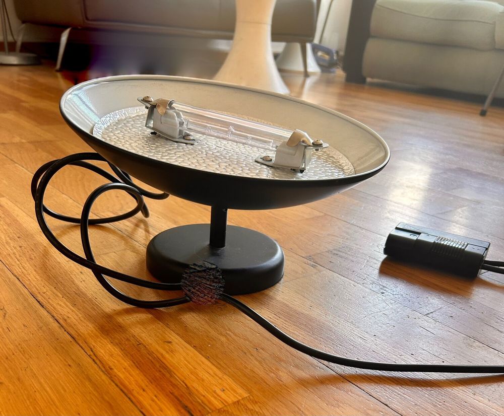 2 petits supports pour lampes halog&egrave;nes Décoration