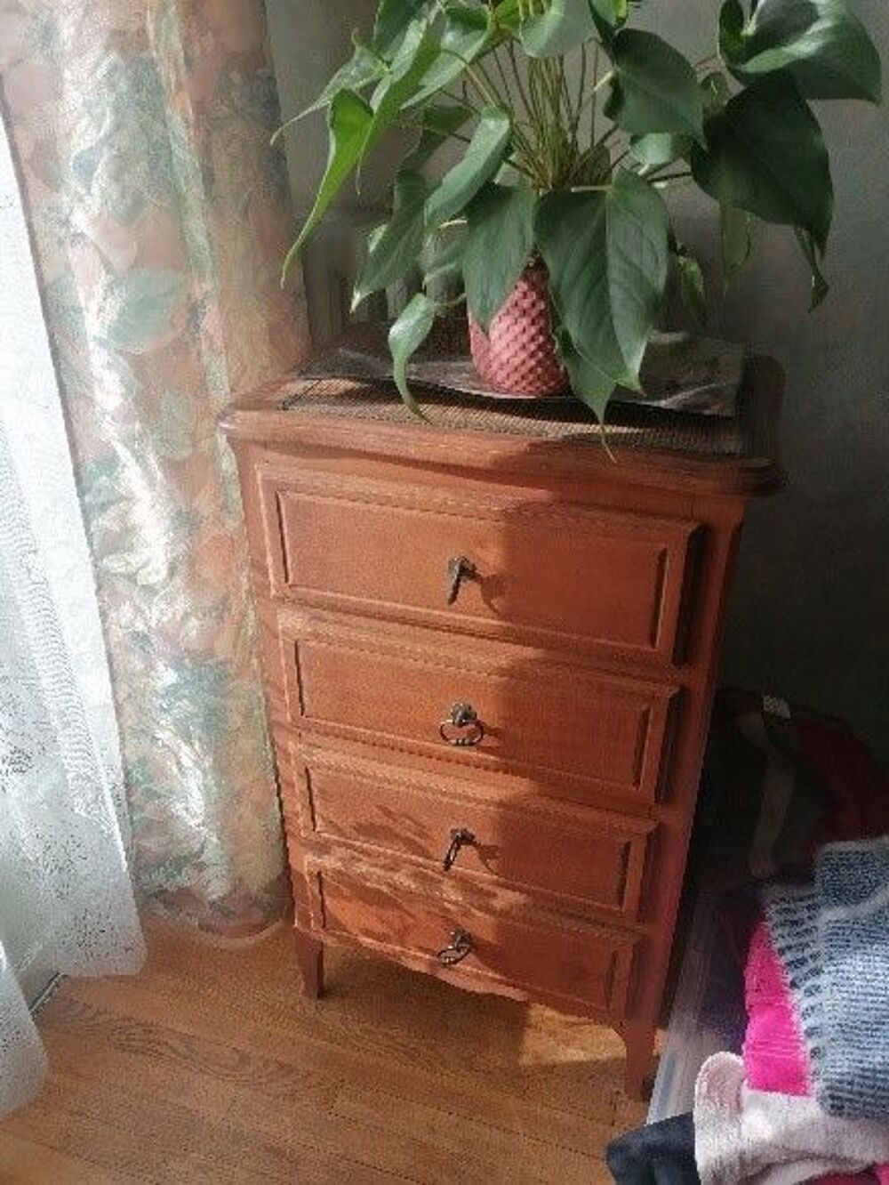 CHIFFONNIER Meubles