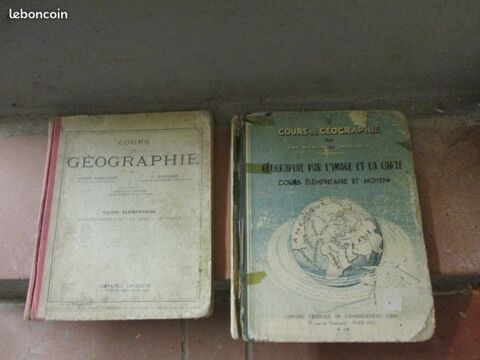 Deux livres de géographies et une page diverse 0 Mérignies (59)