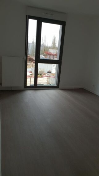  Appartement à louer 3 pièces 61 m²