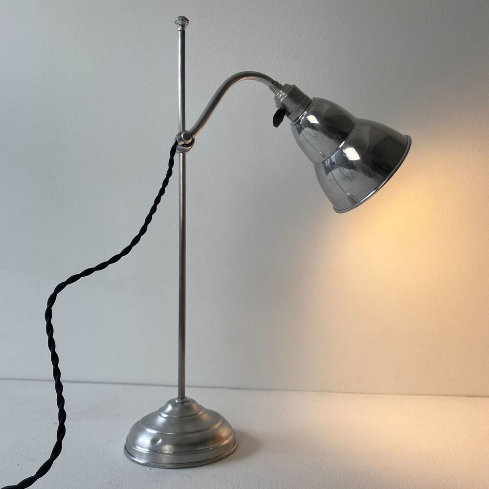 ANCIENNE LAMPE DE BUREAU MONTE ET BAISSE VINTAGE
Décoration