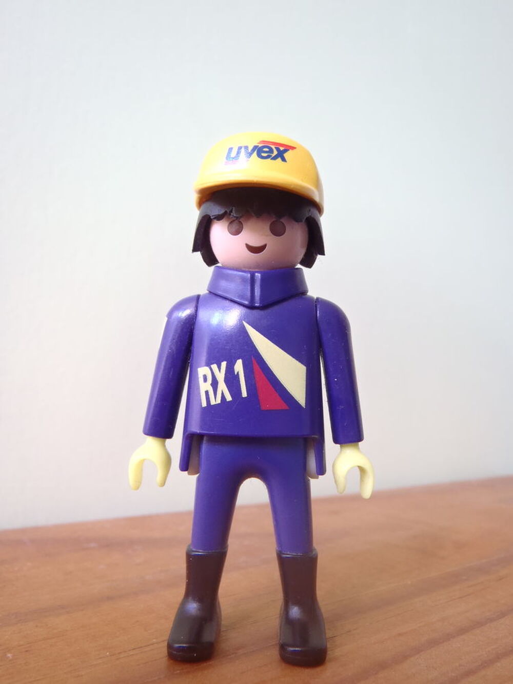 PLAYMOBIL : pilote de moto r&eacute;f 3779 ( personnage ) Jeux / jouets