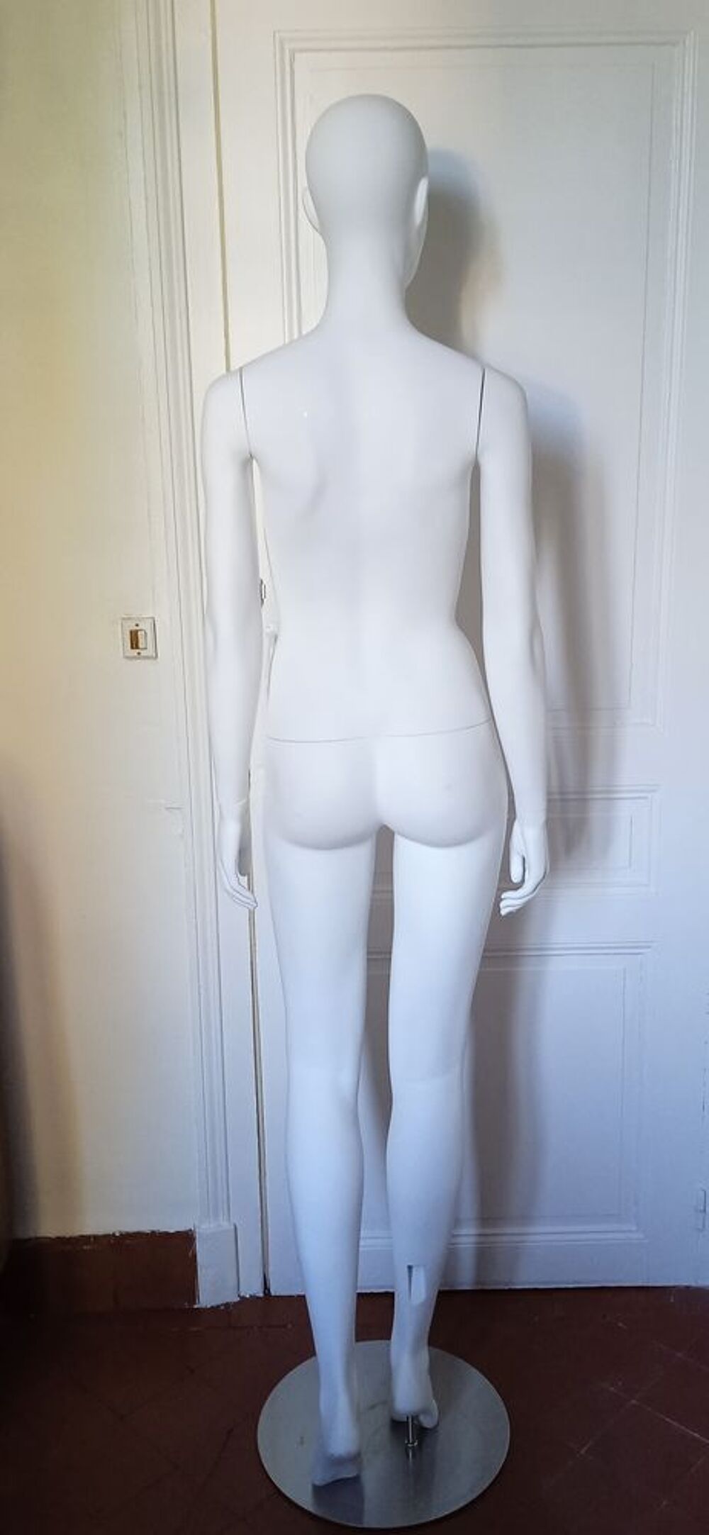 Mannequin Femme Blanc avec t&ecirc;te Décoration