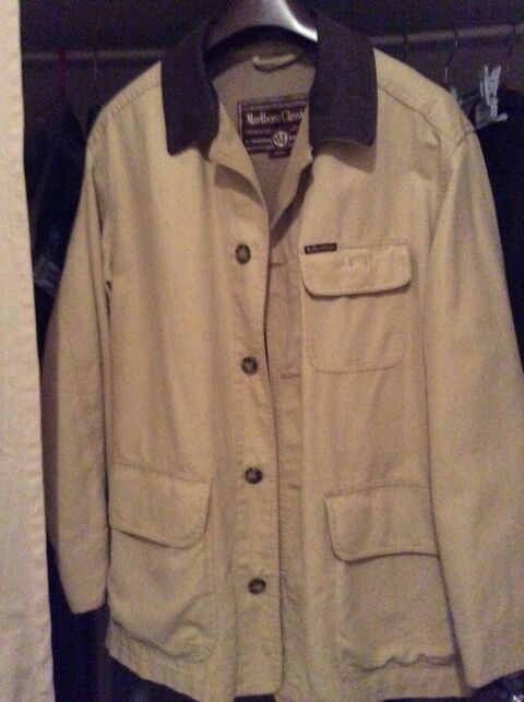 veste 30 Villefontaine (38)