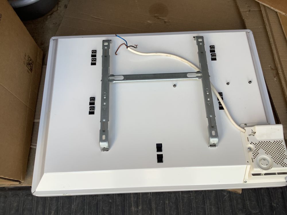 Particulier vent un chauffage radiant 100w bon &eacute;tat Electroménager