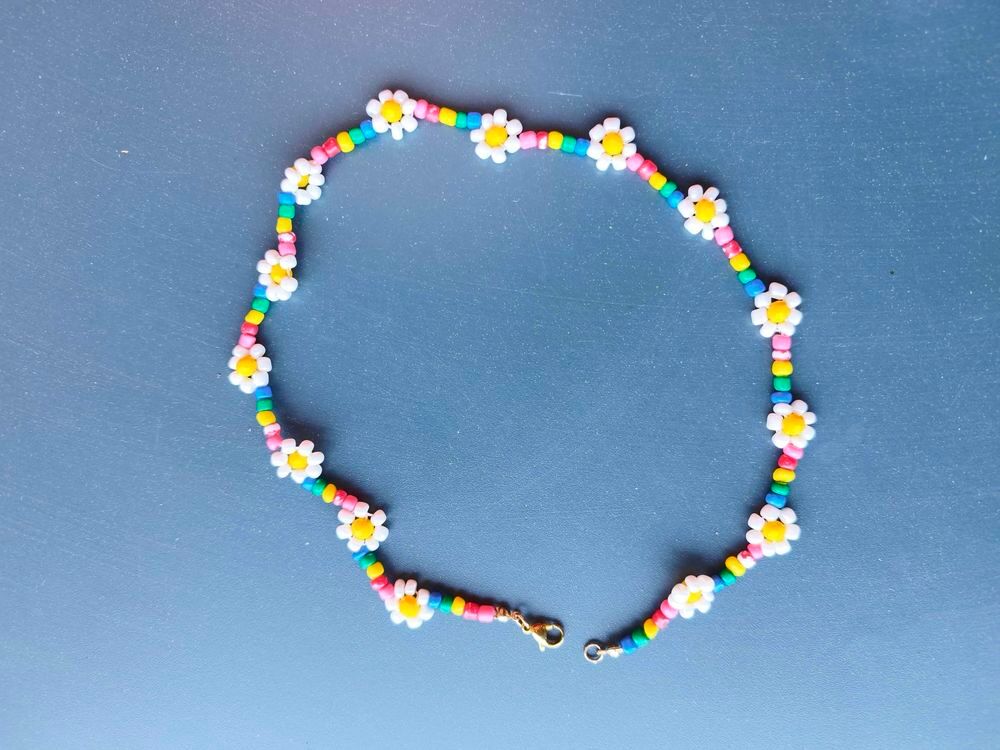 Tr&egrave;s joli collier 